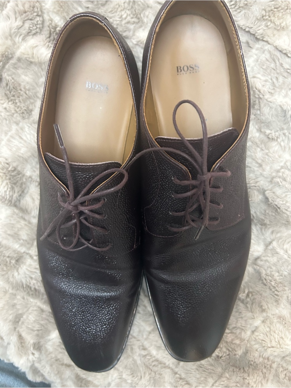 HUGO BOSS Men's Burgandy Leather Dress Shoes